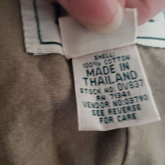 L L. BEAN Jacket  - Picture 6 of 6